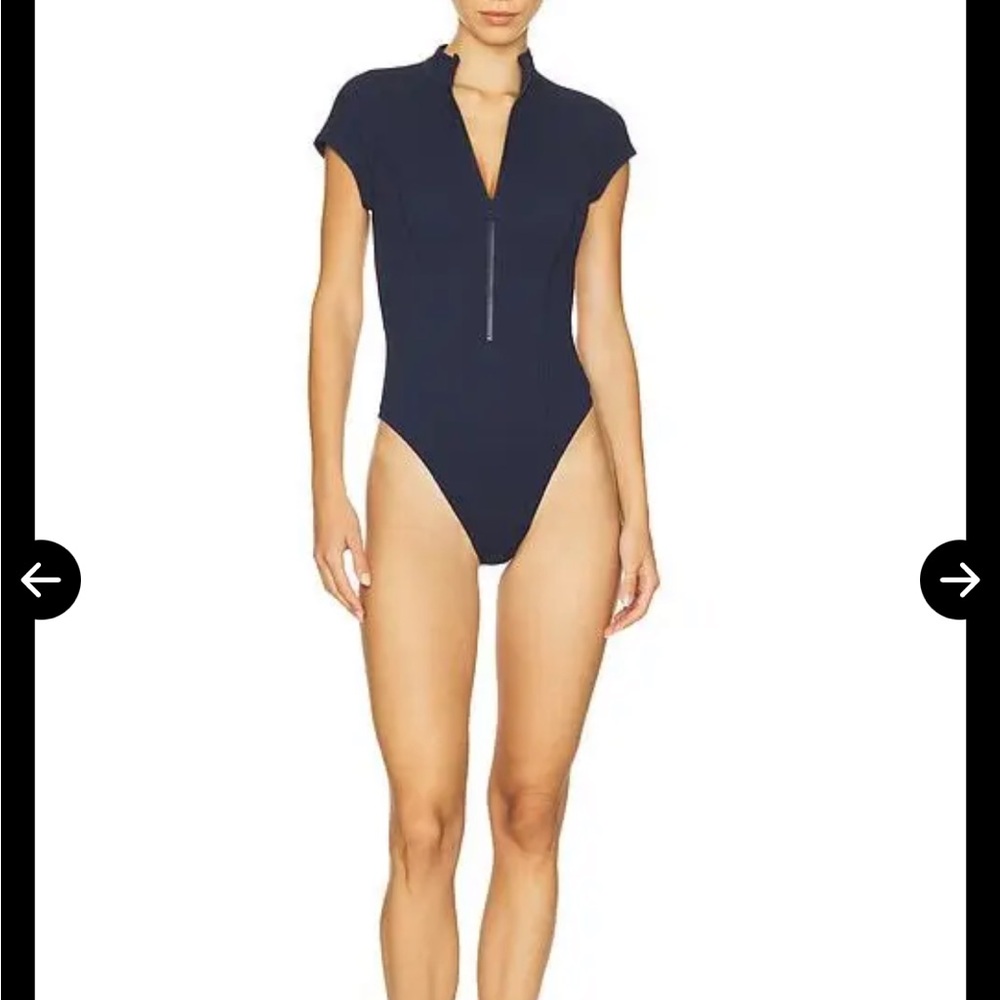 GIGI C Zip-Front Lilith One-Piece Surfsuit Swimsuit Navy Blue sz Medium NWT